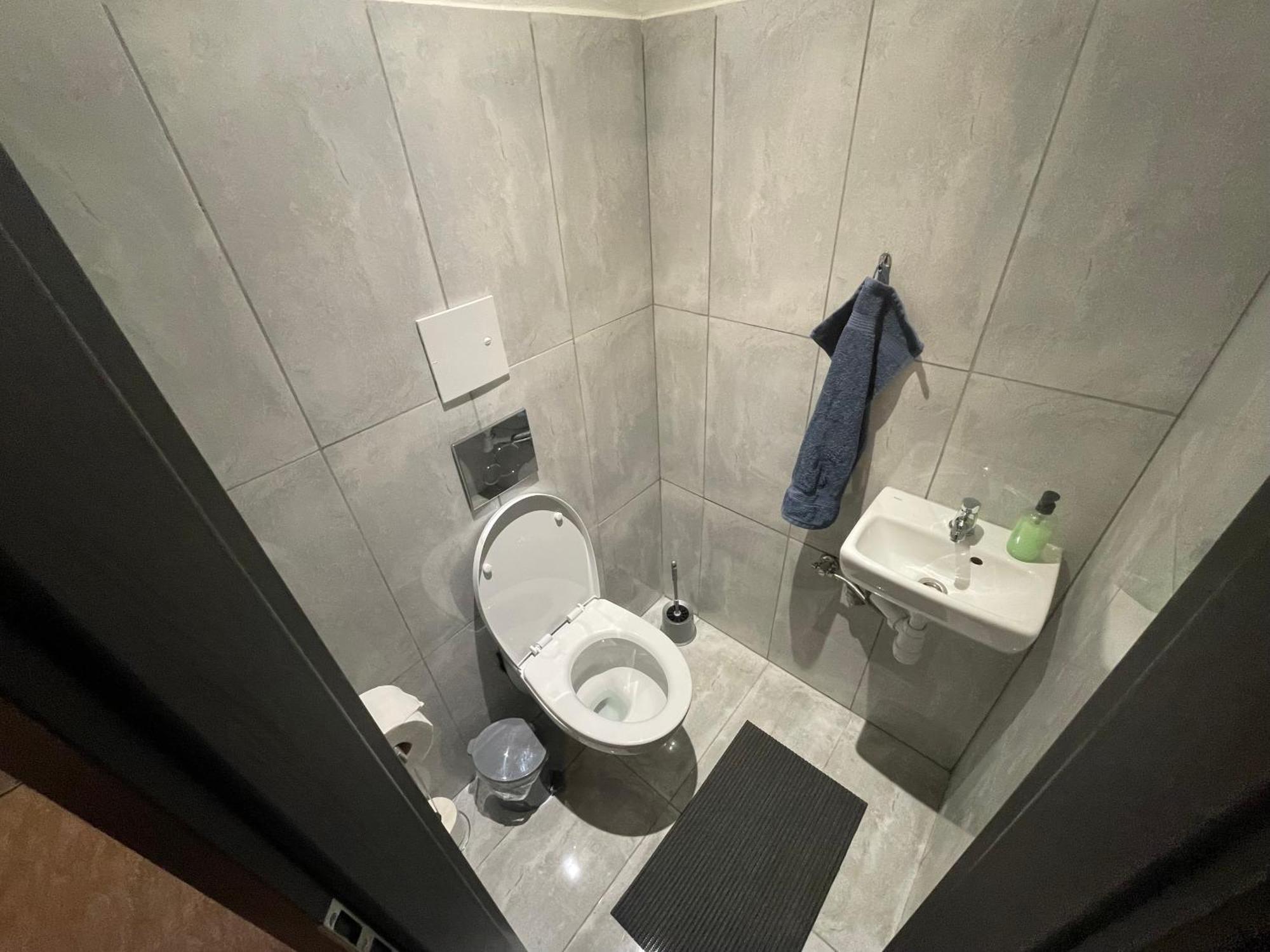 Zu Hause Guest House Vrbov Ngoại thất bức ảnh
